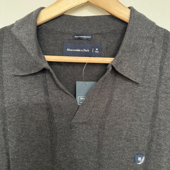 Abercrombie & Fitch Men’s Dark Gray Johnny Collar Polo | M - Picture 3 of 4